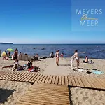 Schwarzes Holzferienhaus Mit Sauna In -- Sonneneck -- 500m Zum Ostsee-strand, 4 - 6 Personen Zierow