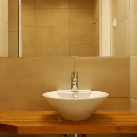 度假居 Schwarzes Holzferienhaus Mit Sauna In -- Sonneneck -- 500m Zum Ostsee-strand, 4 - 6 Personen 齐罗