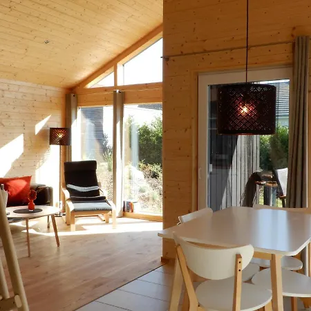 Ferienhaus Schwarzes Holzferienhaus Mit Sauna In -- Sonneneck -- 500m Zum Ostsee-strand, 4 - 6 Personen *